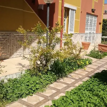 Un'Oasi Di Pace In Centro Apartment San Severo Exterior photo